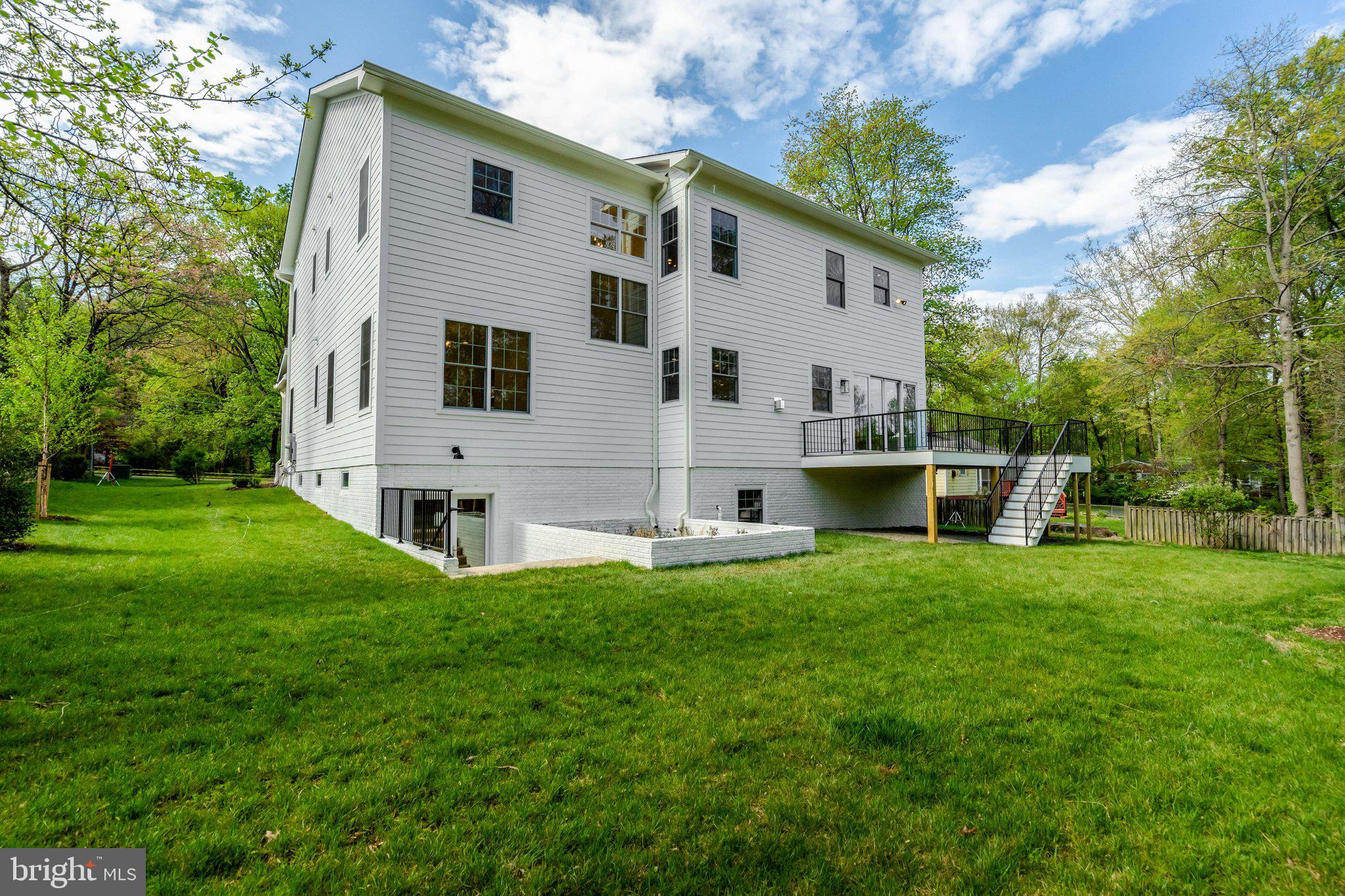 LEE FOREST - Residential