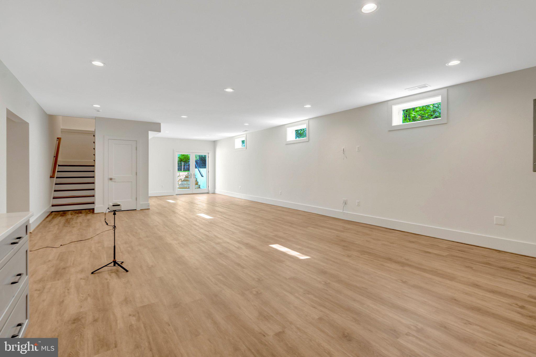 LEE FOREST - Residential