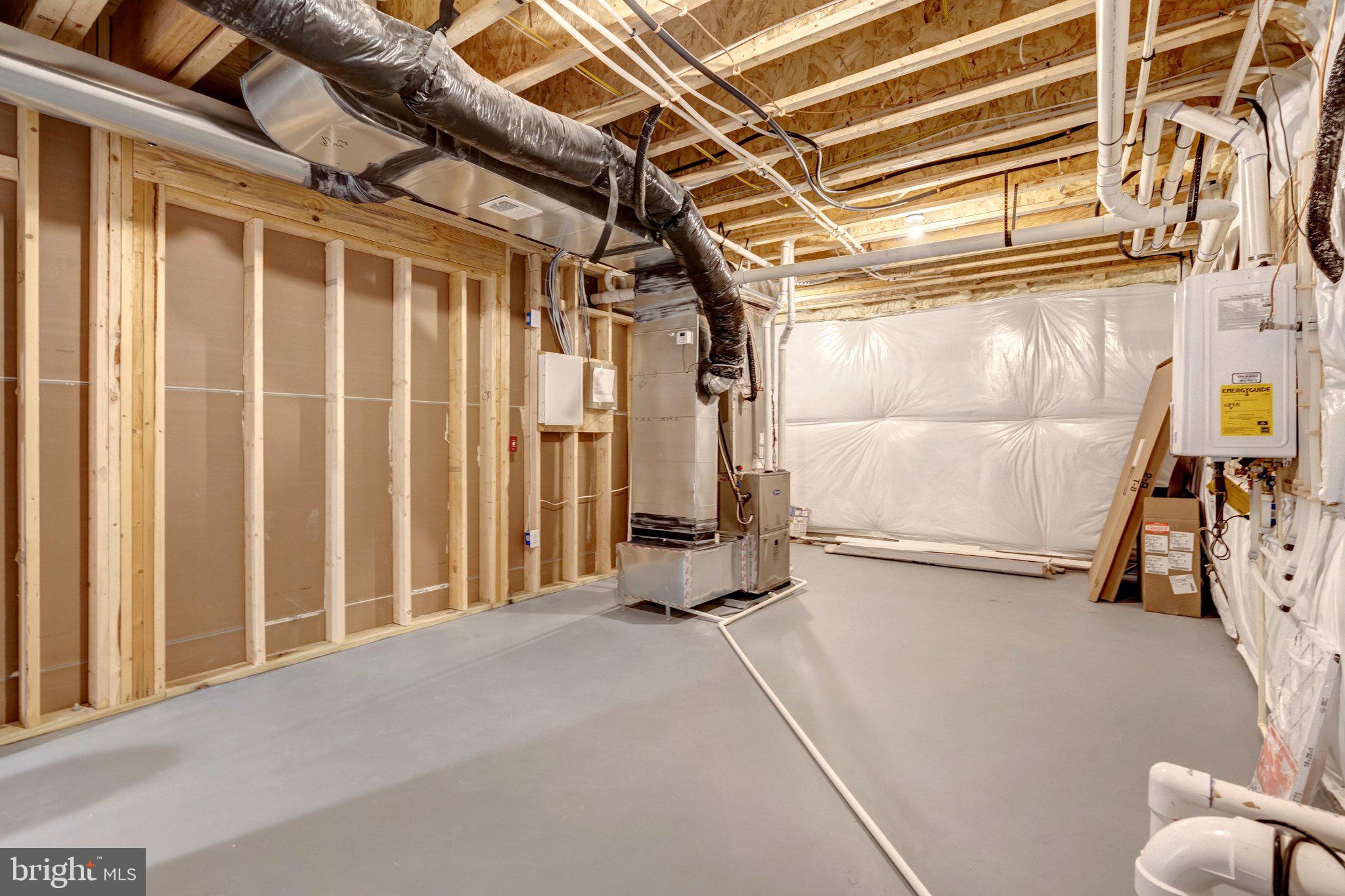 LEE FOREST - Residential