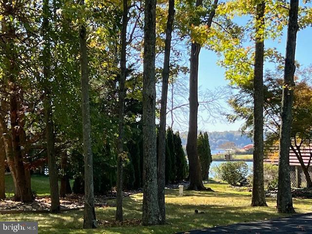 HILLSMERE SHORES - Residential