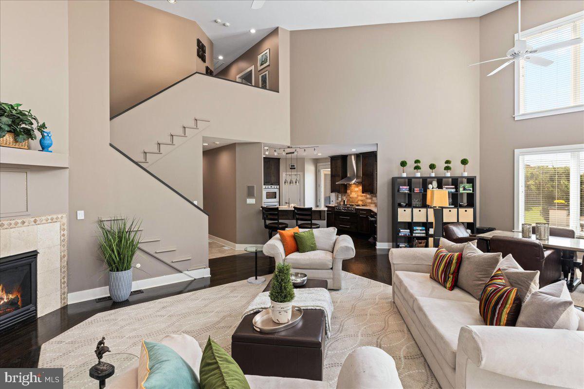 COLT'S RUN - Residential