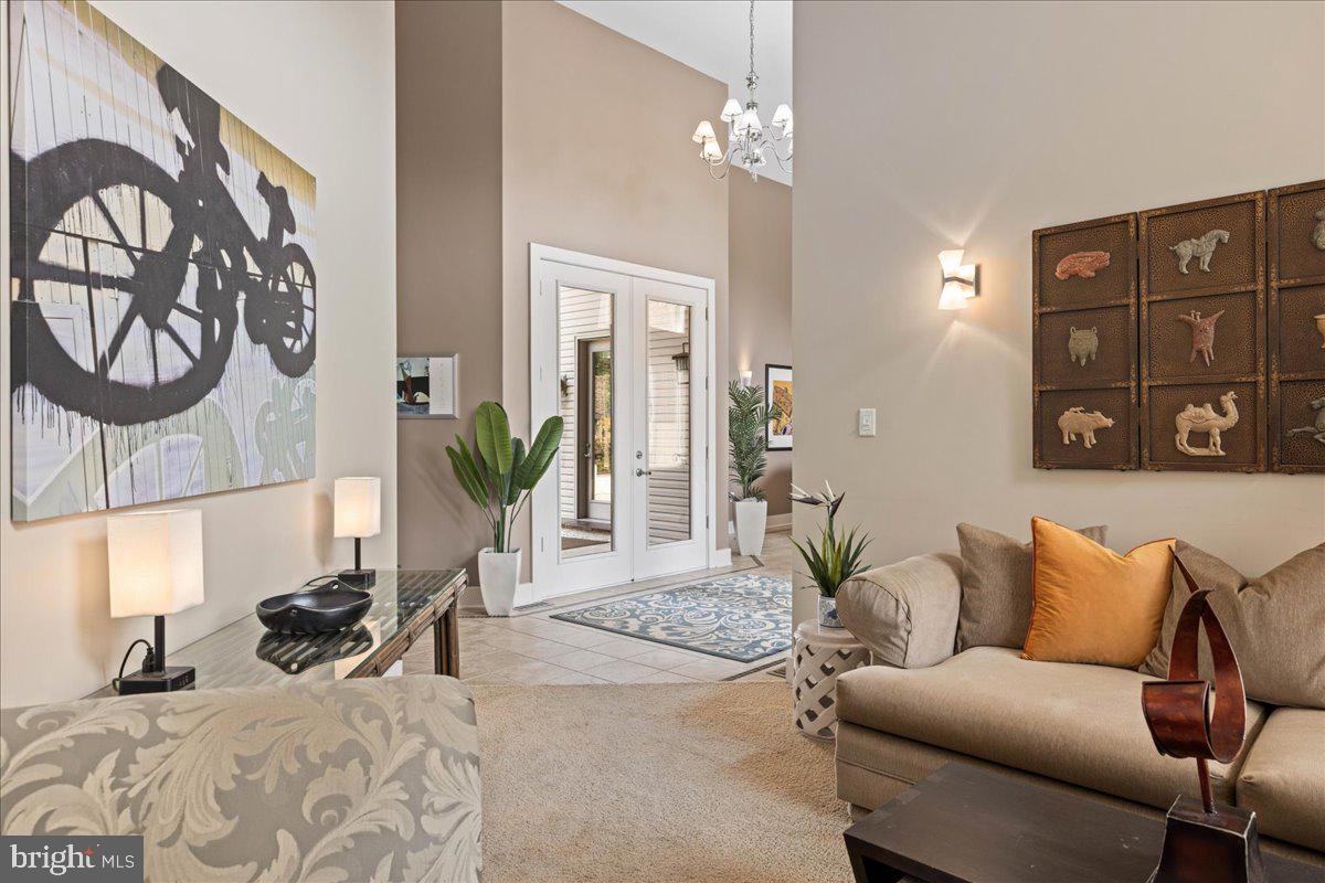 COLT'S RUN - Residential