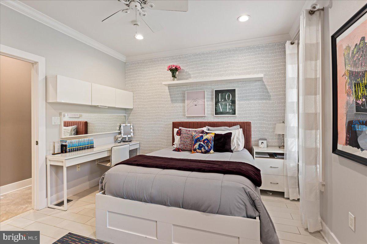 COLT'S RUN - Residential