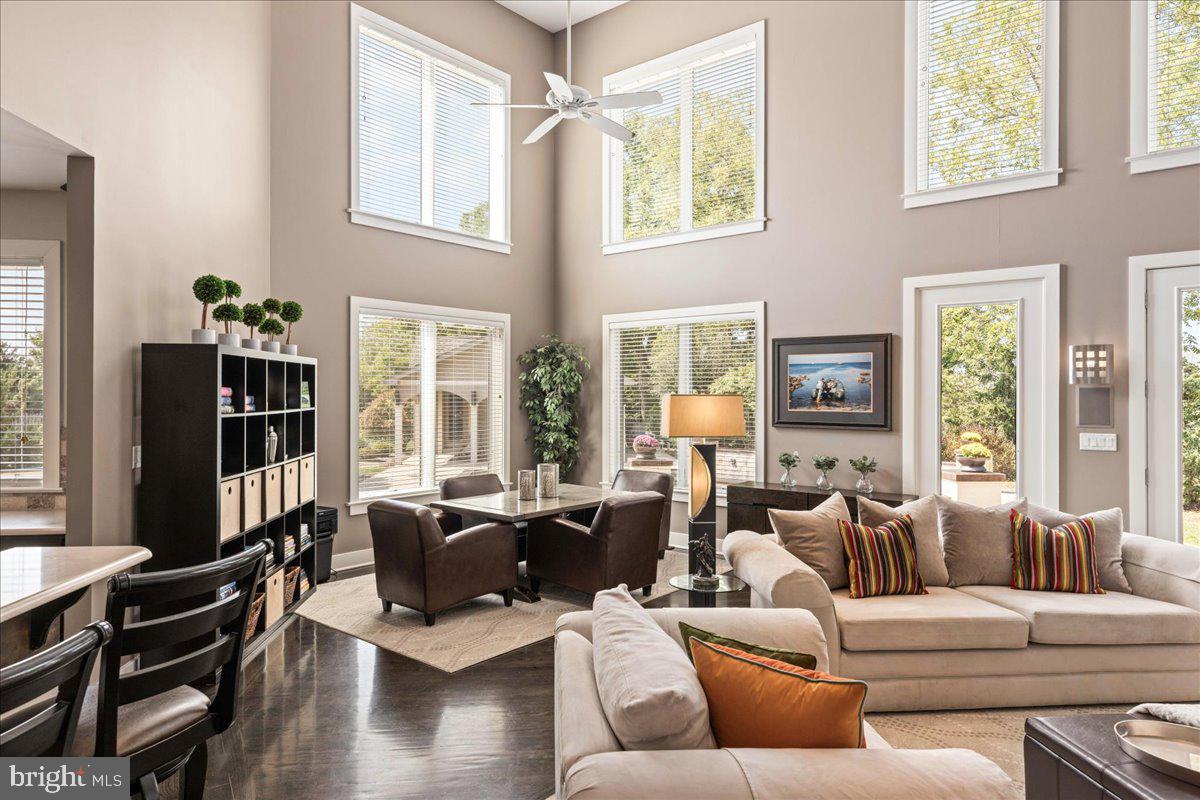 COLT'S RUN - Residential