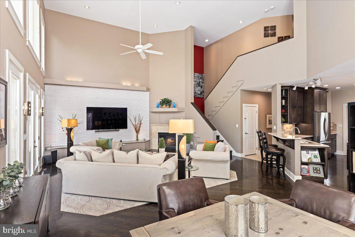 COLT'S RUN - Residential