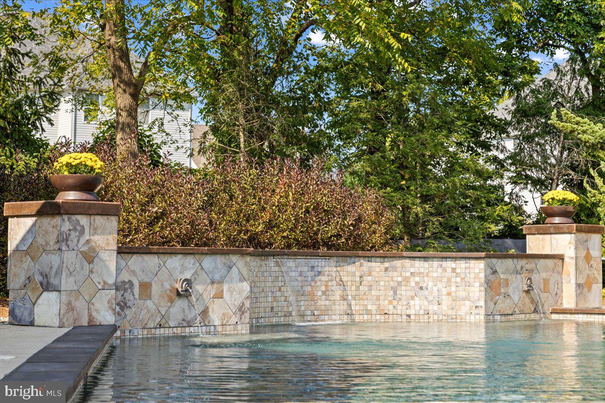 COLT'S RUN - Residential