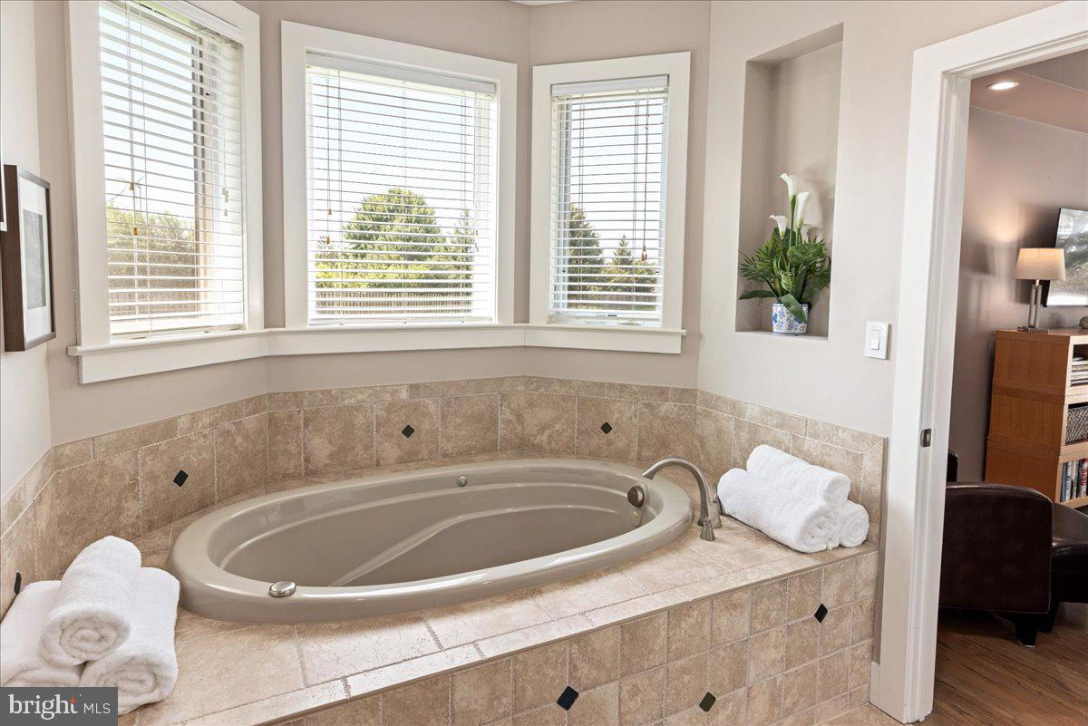 COLT'S RUN - Residential