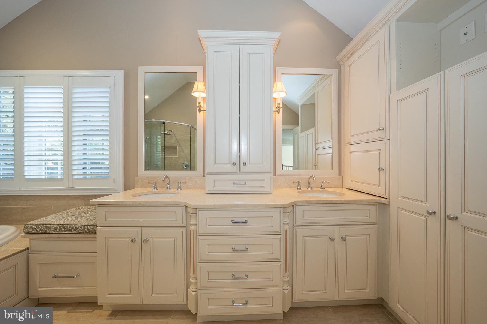 BRITTANY - Residential