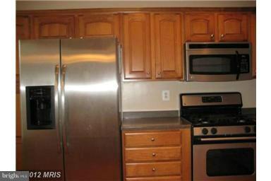 EAGLES LANDING AT WATERS EDGE - Residential