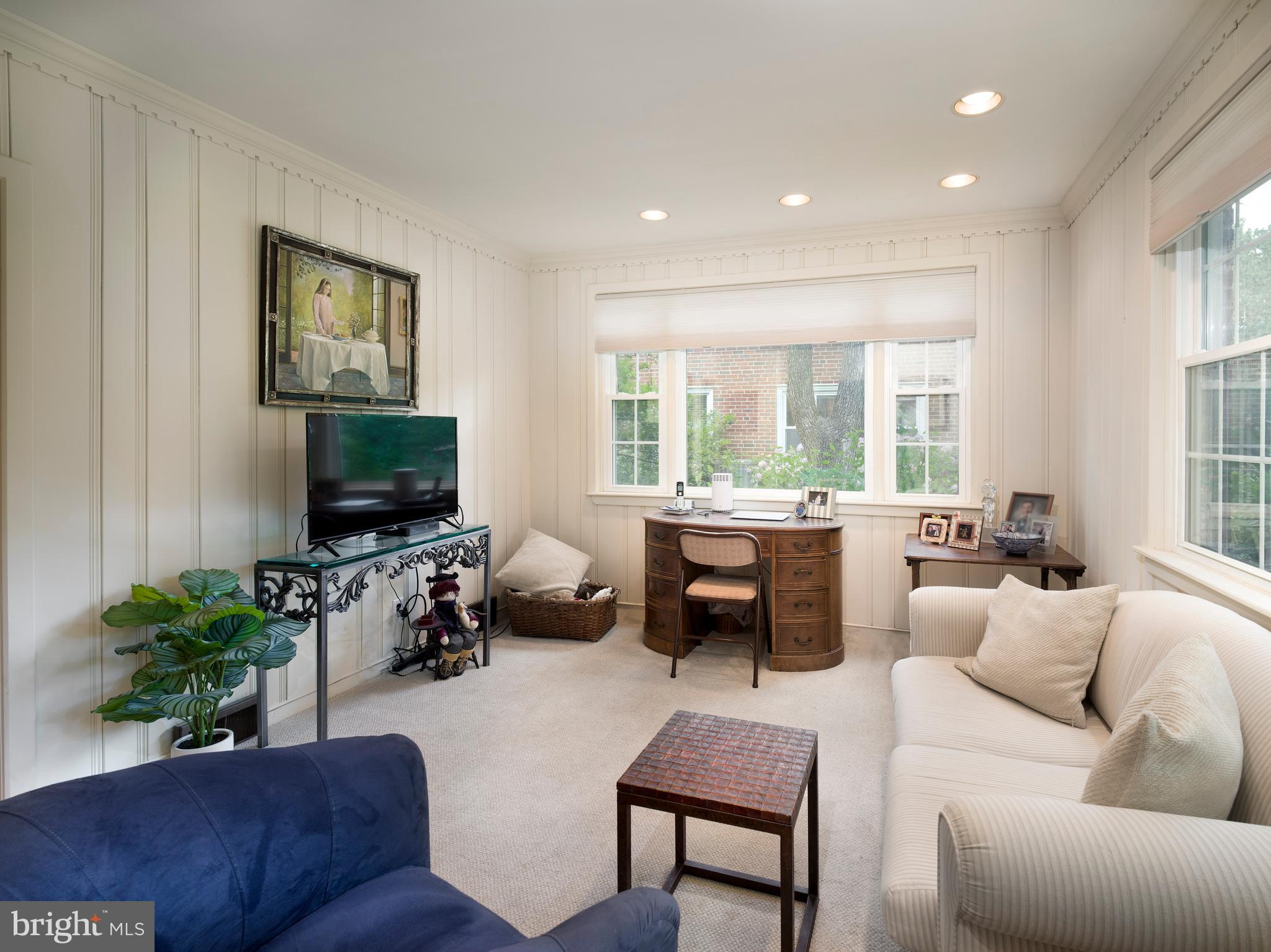 WYNNEWOOD - Residential