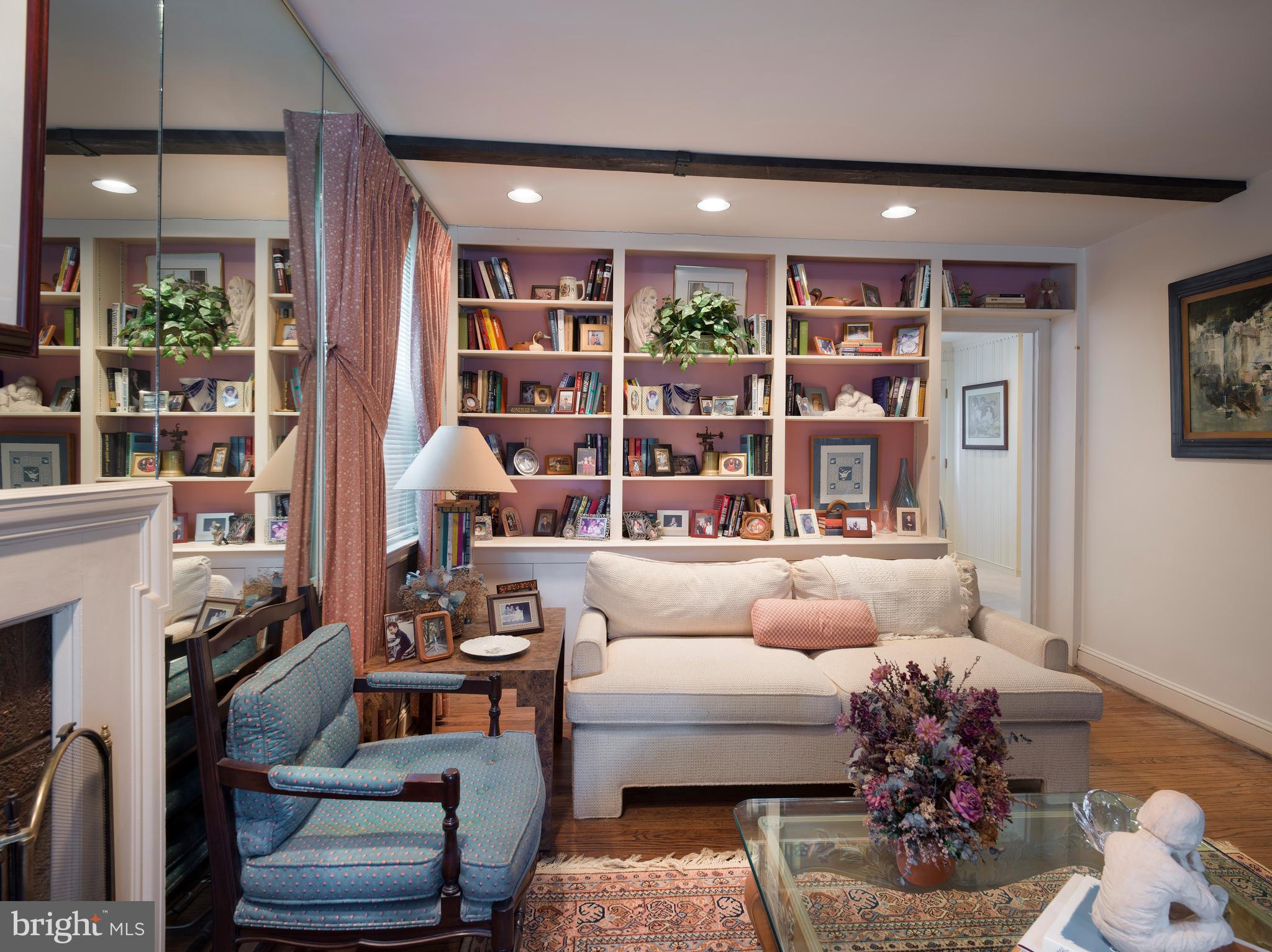 WYNNEWOOD - Residential