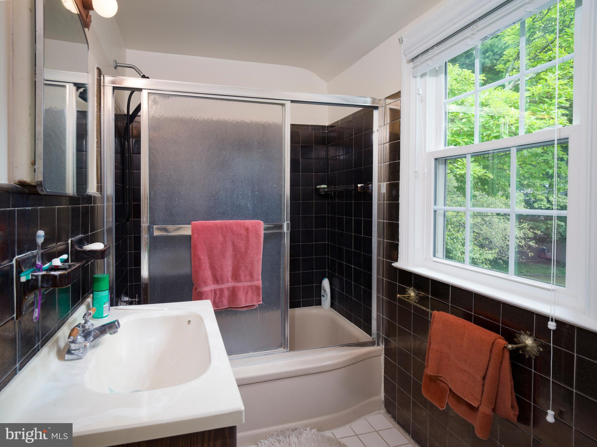 WYNNEWOOD - Residential