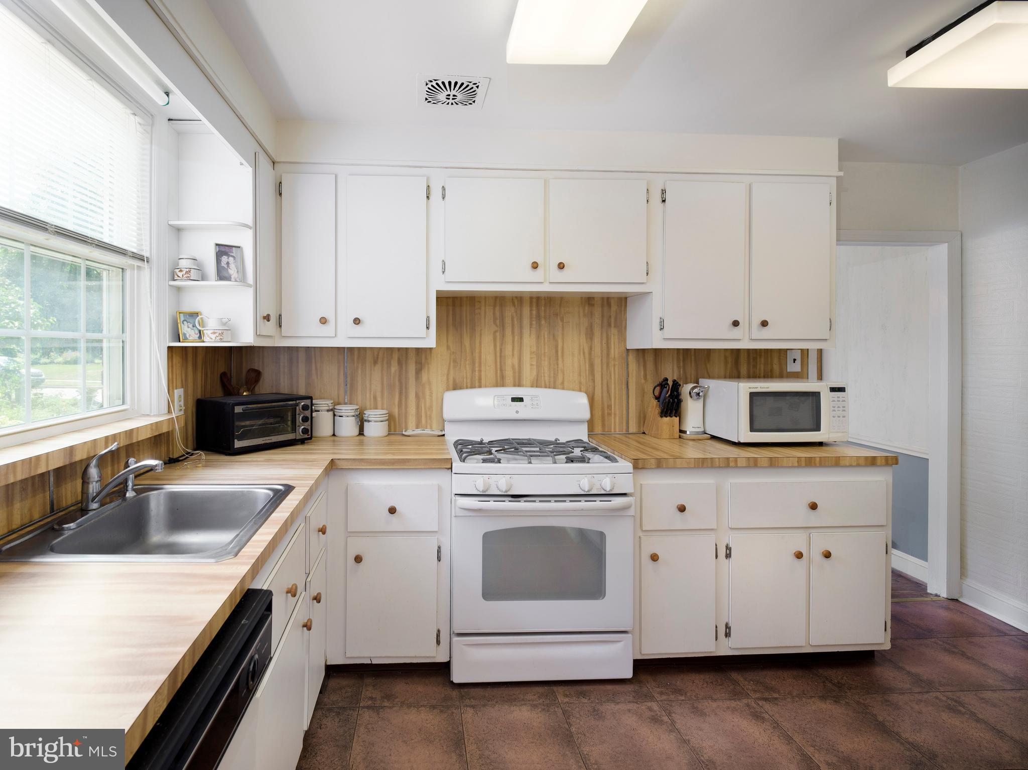 WYNNEWOOD - Residential