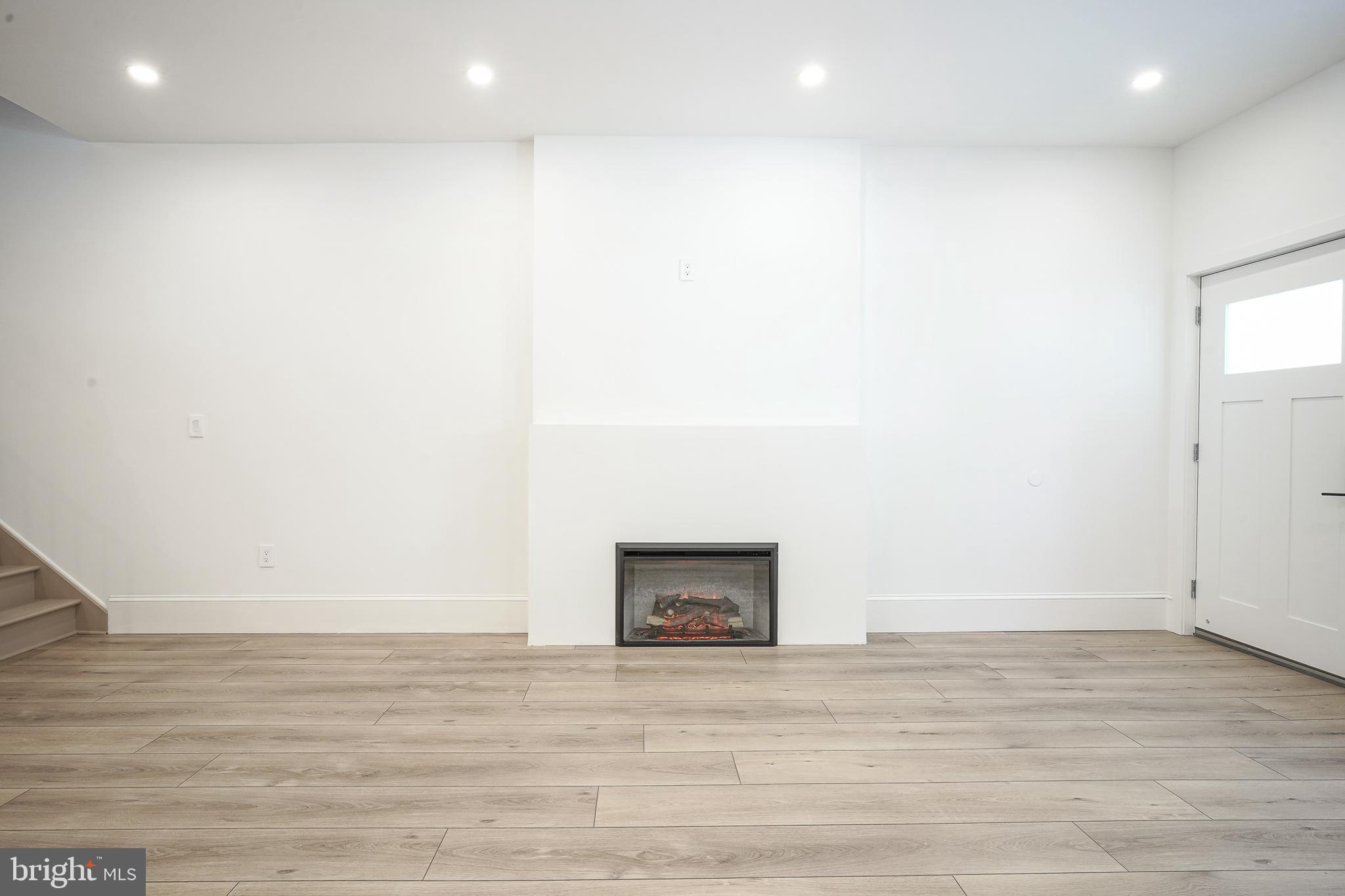 1917 S 3RD STREET