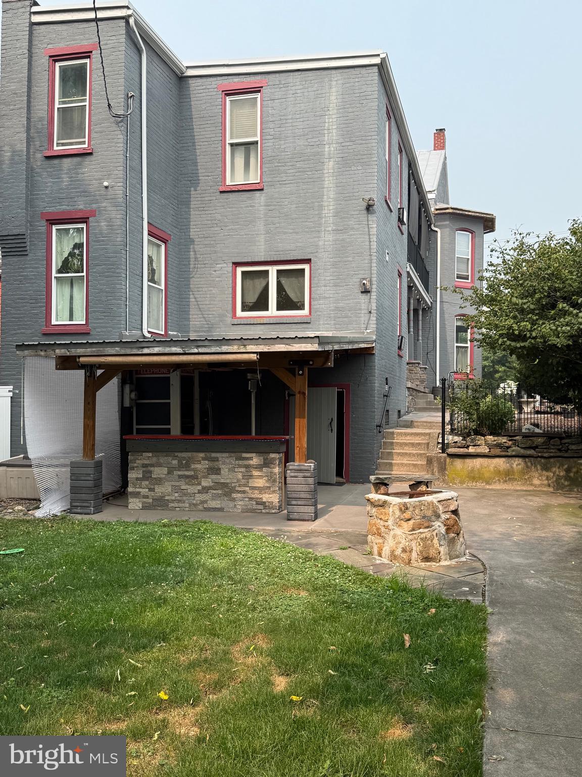 138 S 4TH STREET