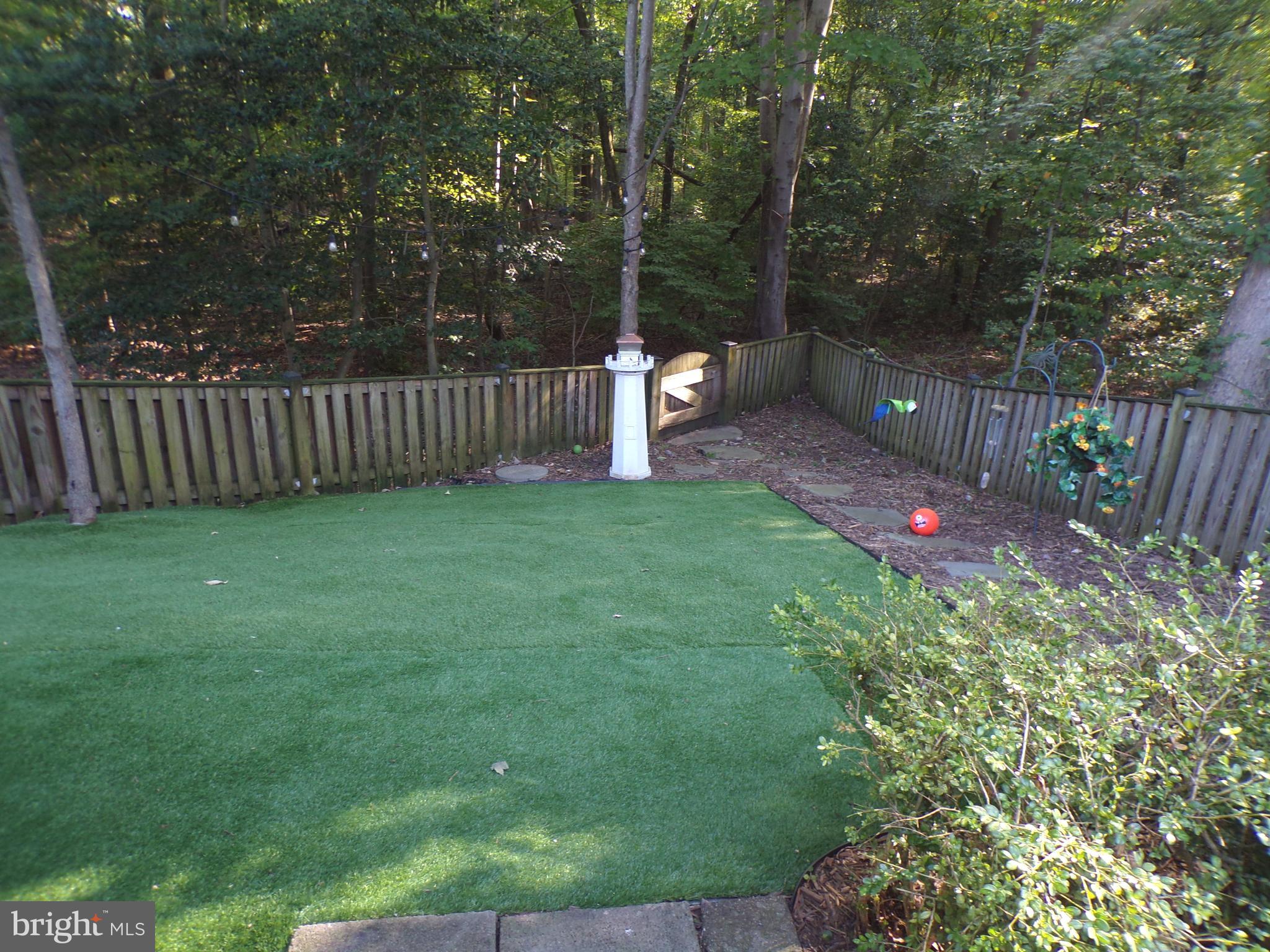 SOUTH RIVER COLONY - Residential