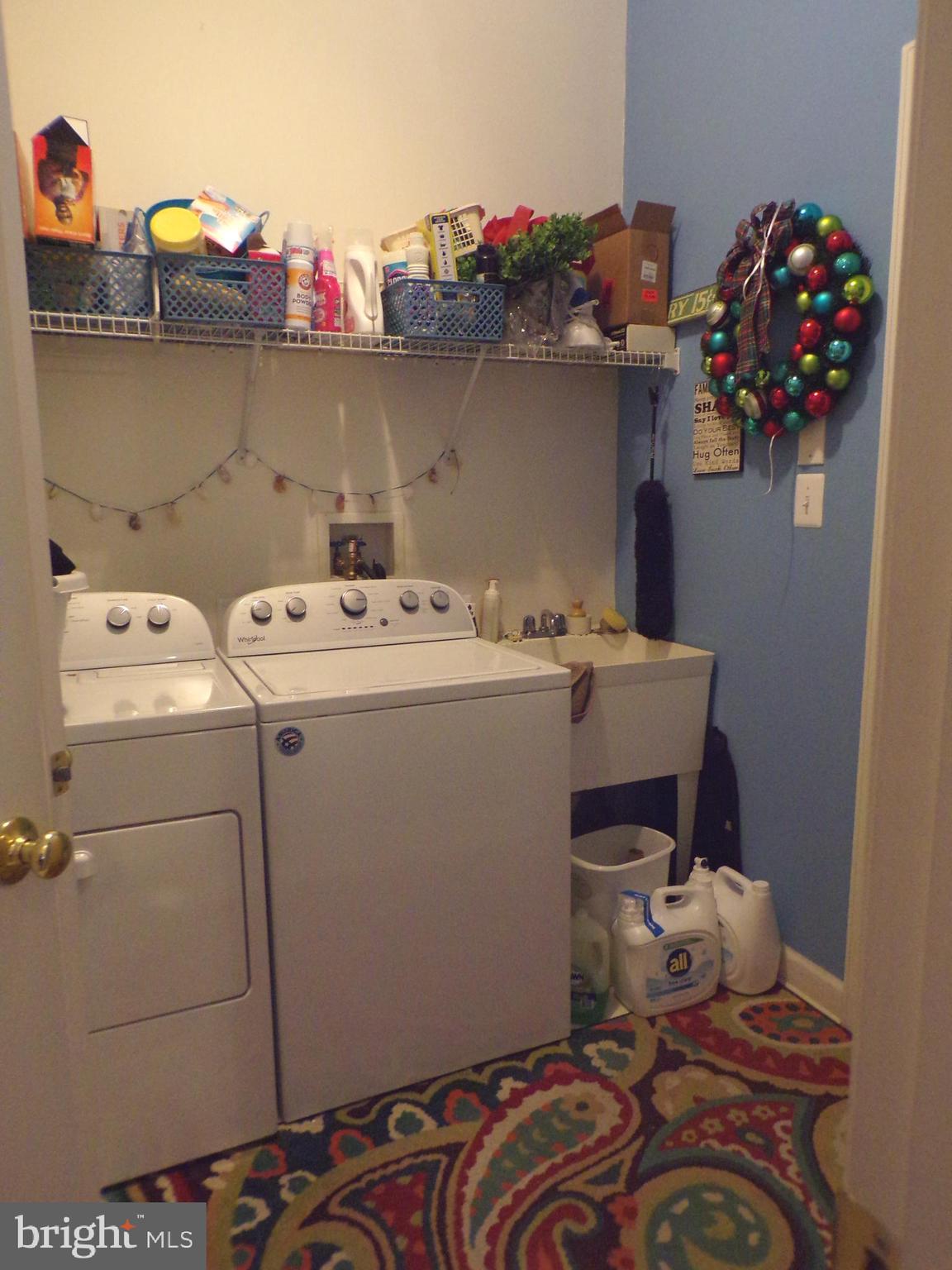 SOUTH RIVER COLONY - Residential