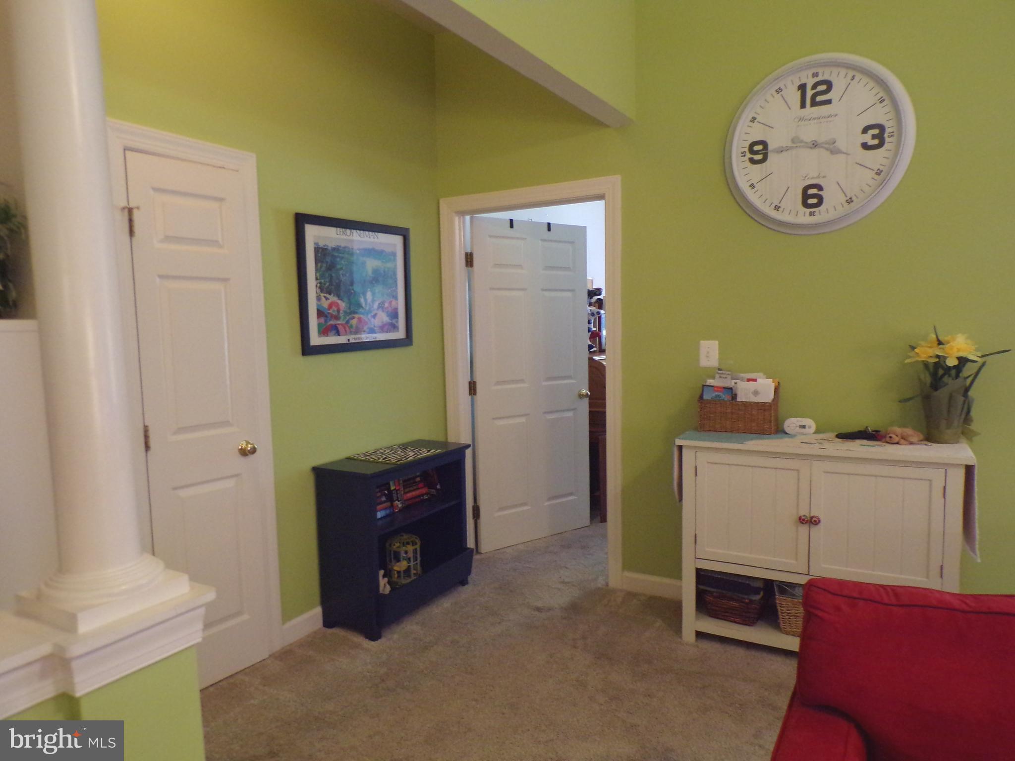 SOUTH RIVER COLONY - Residential