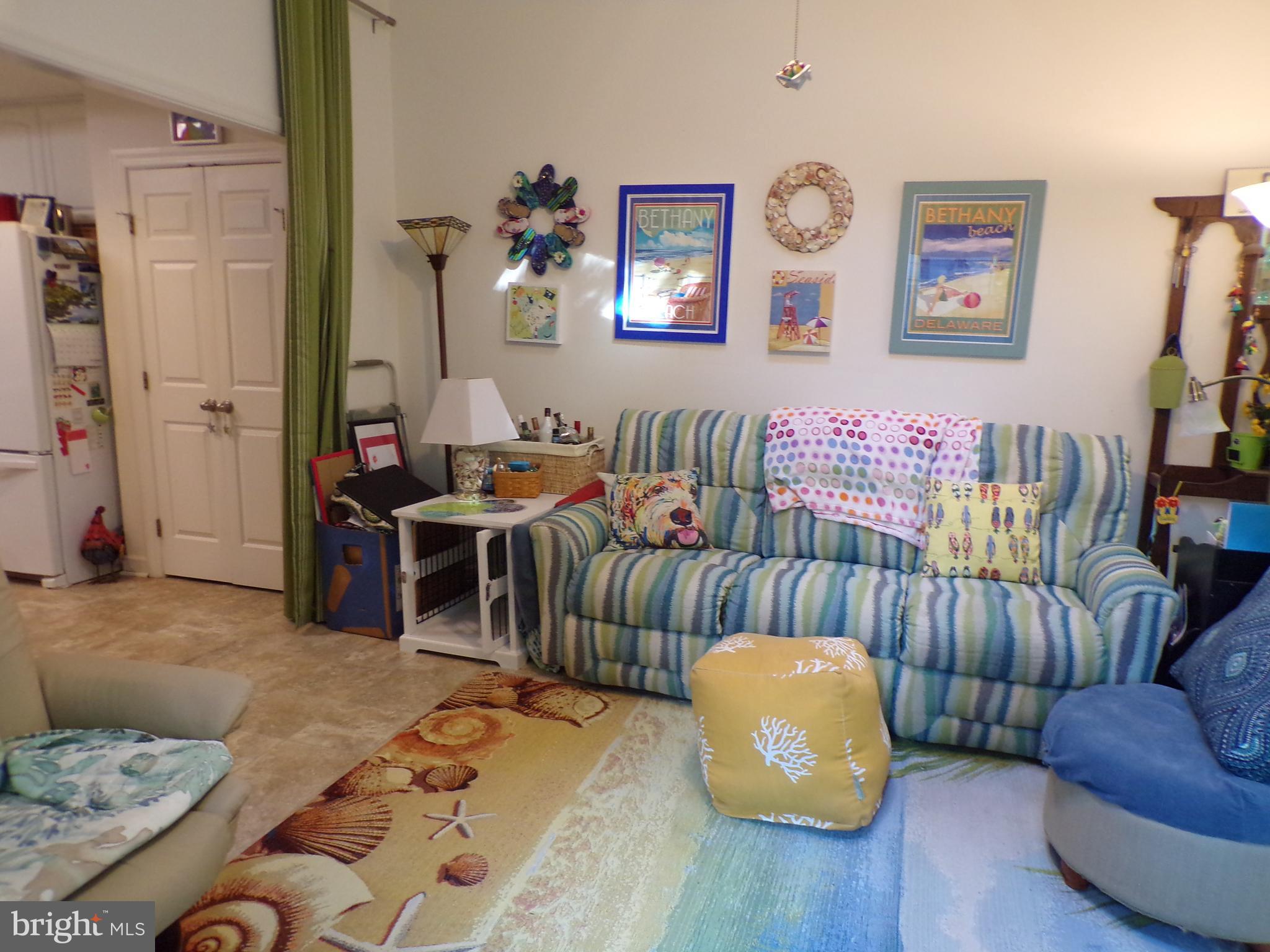 SOUTH RIVER COLONY - Residential