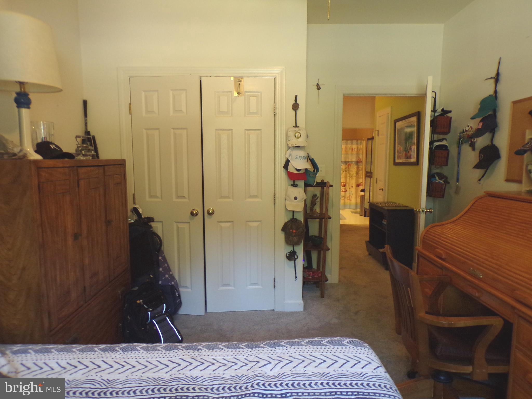 SOUTH RIVER COLONY - Residential