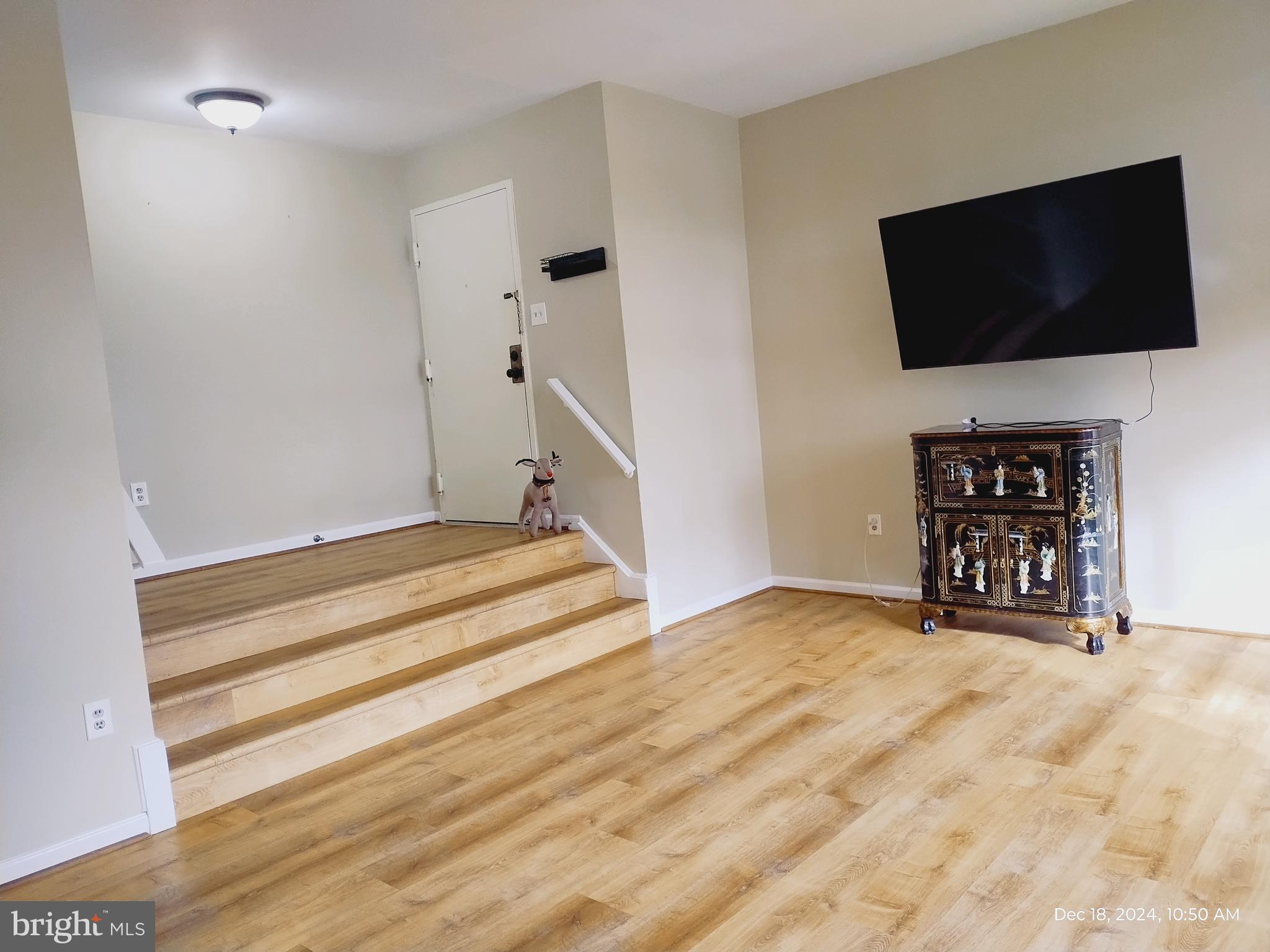 NORTH CREEK VILLAS - Residential