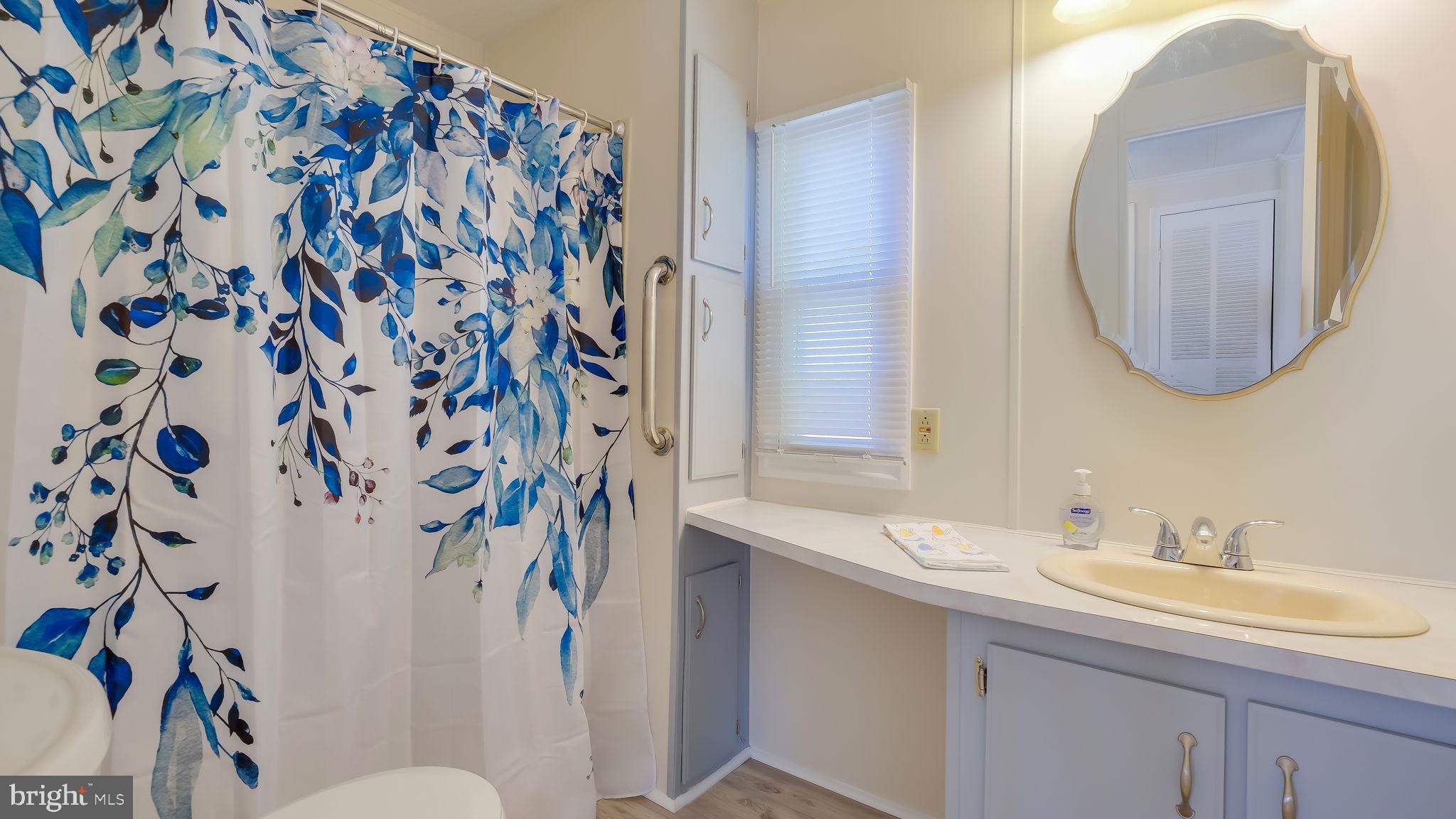 NESHAMINY FALLS - Residential