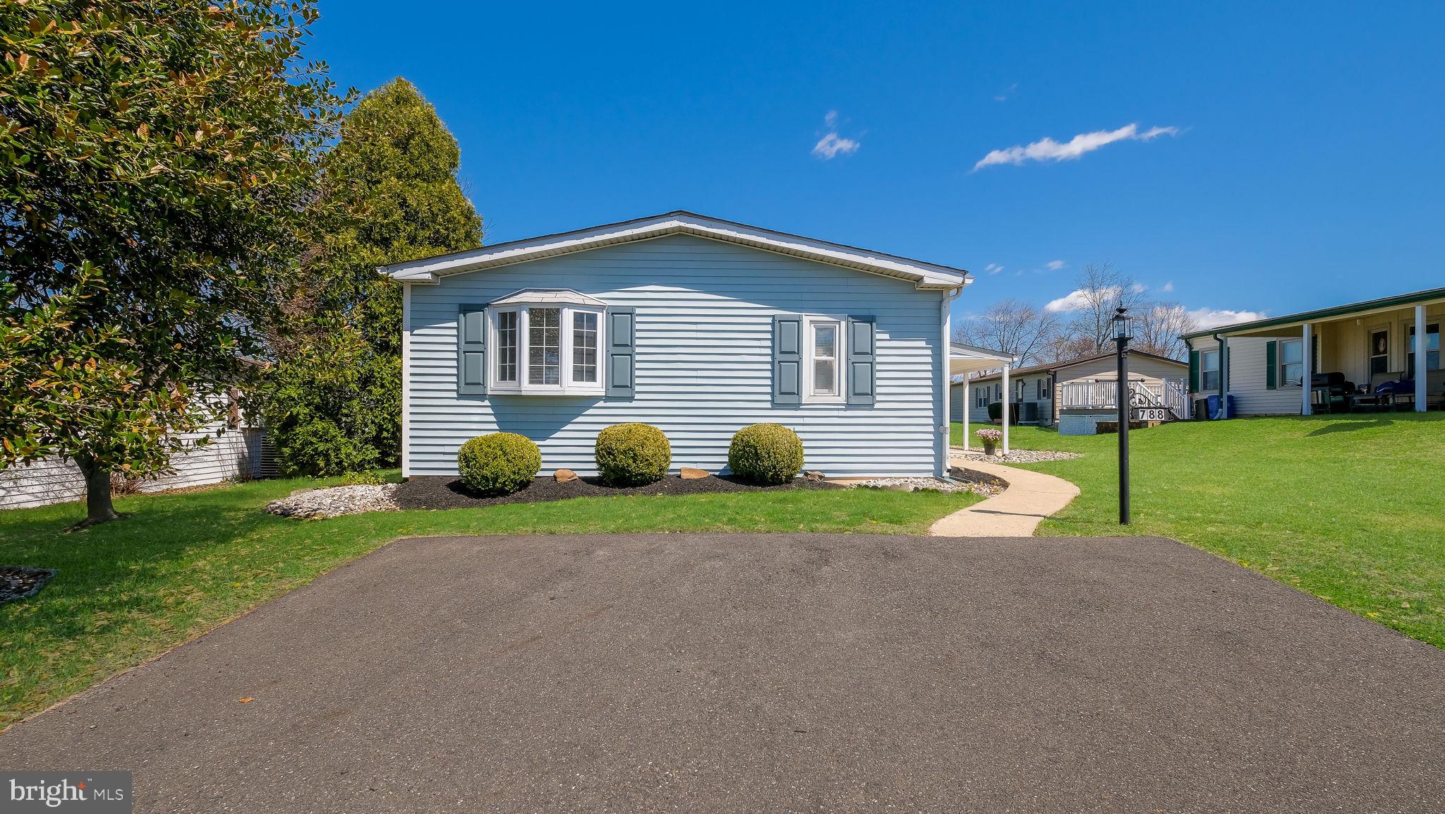 NESHAMINY FALLS - Residential