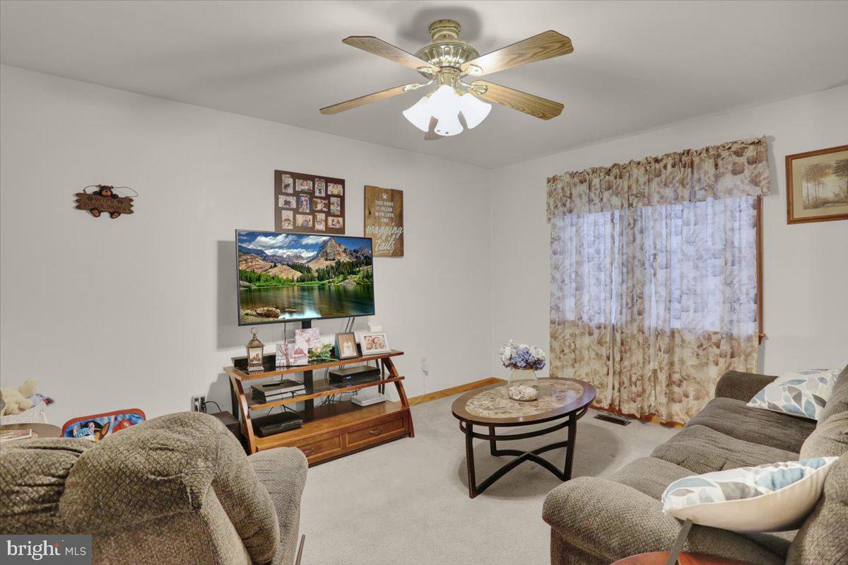 SUNNYSIDE - Residential