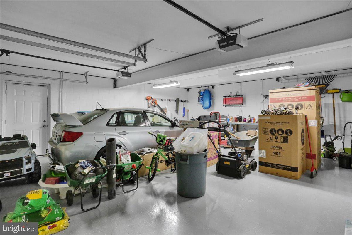 SUNNYSIDE - Residential