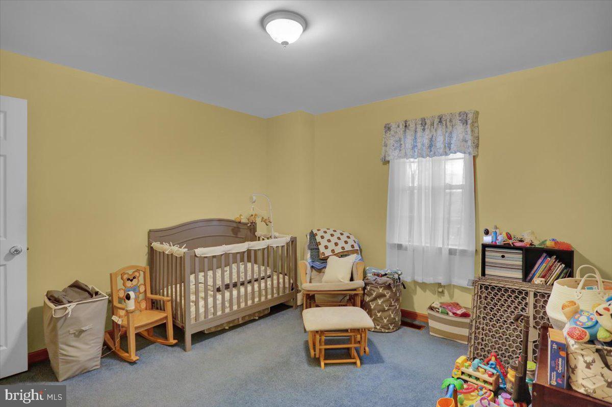 SUNNYSIDE - Residential