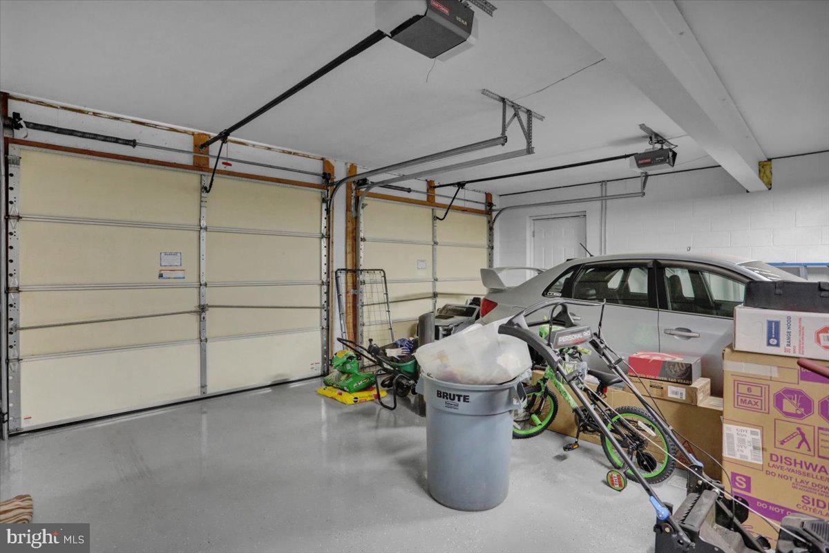 SUNNYSIDE - Residential