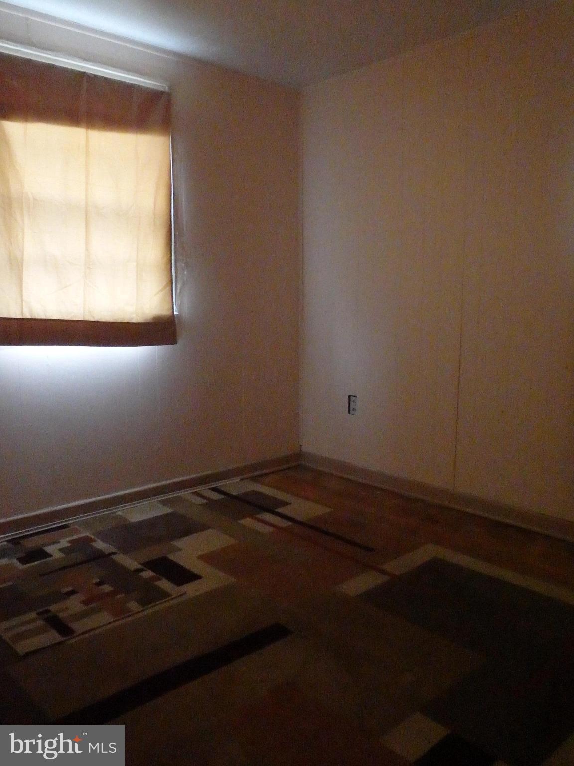 NEW HAMPSHIRE ESTATES - Residential