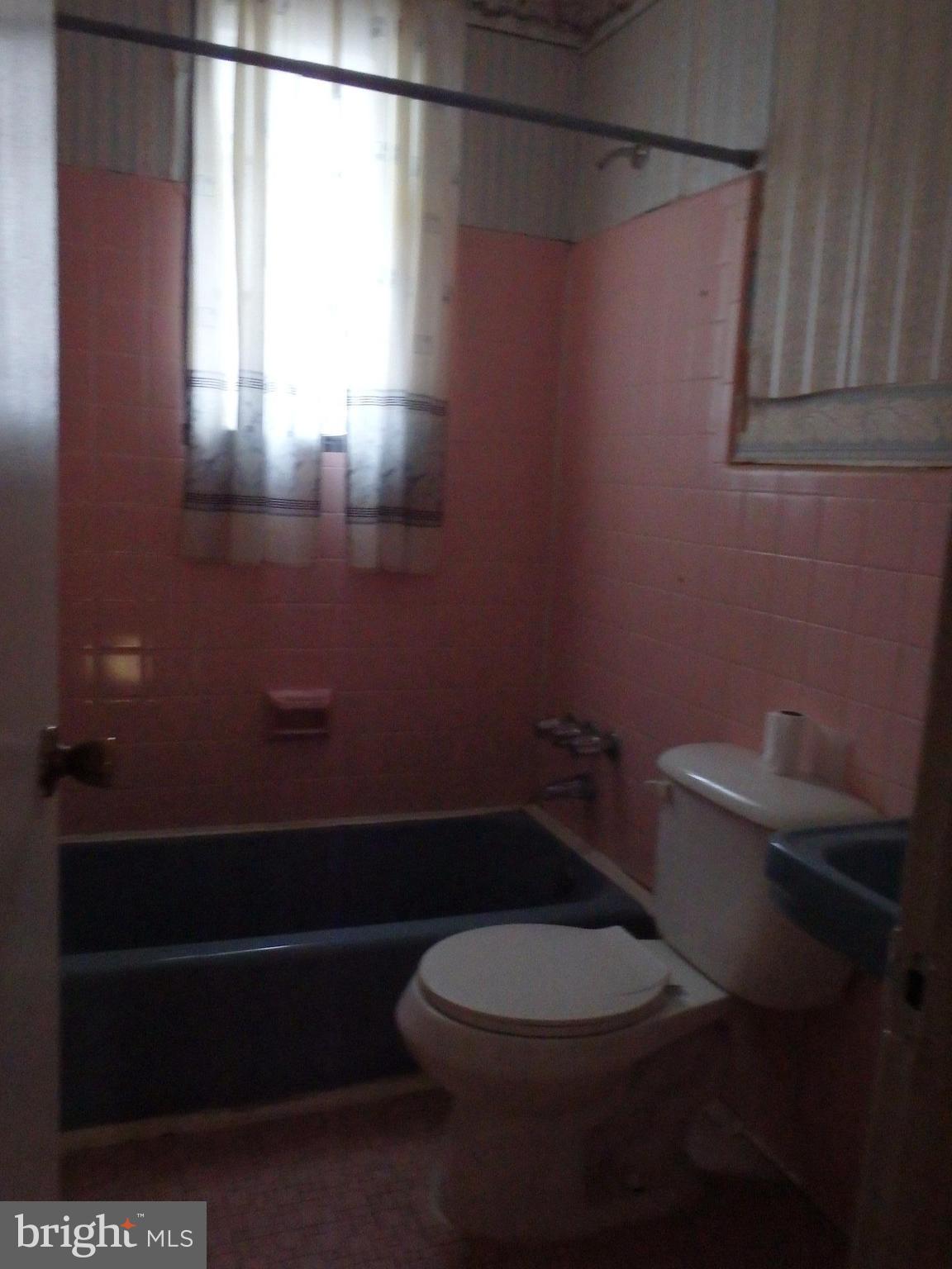 NEW HAMPSHIRE ESTATES - Residential