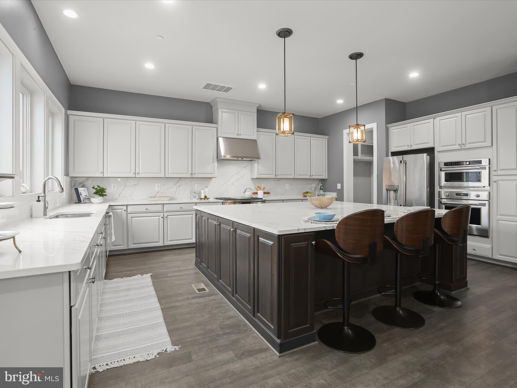 THE RIDINGS AT NORTH BRANCH - Residential