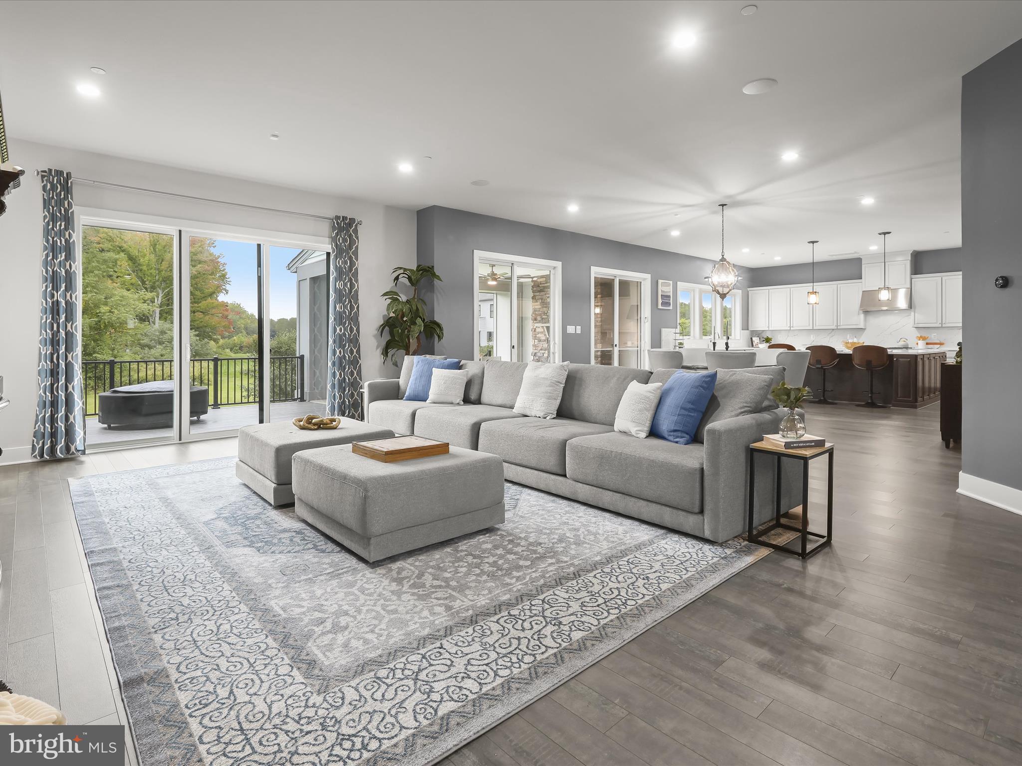 THE RIDINGS AT NORTH BRANCH - Residential