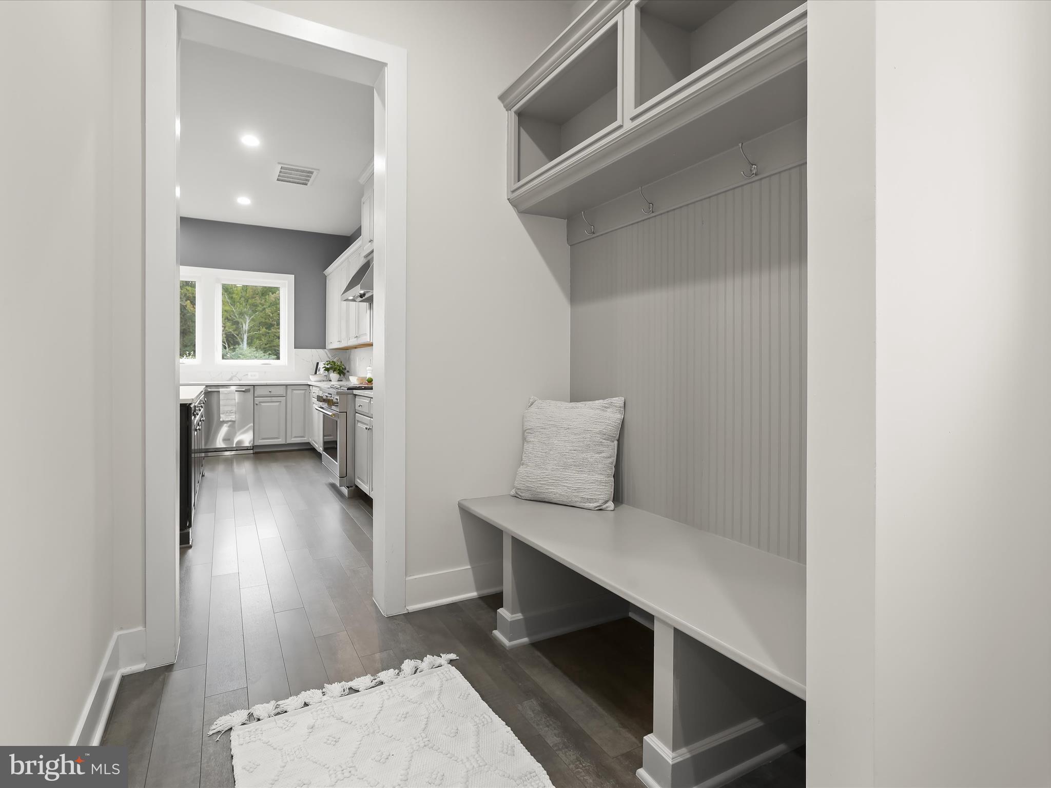 THE RIDINGS AT NORTH BRANCH - Residential