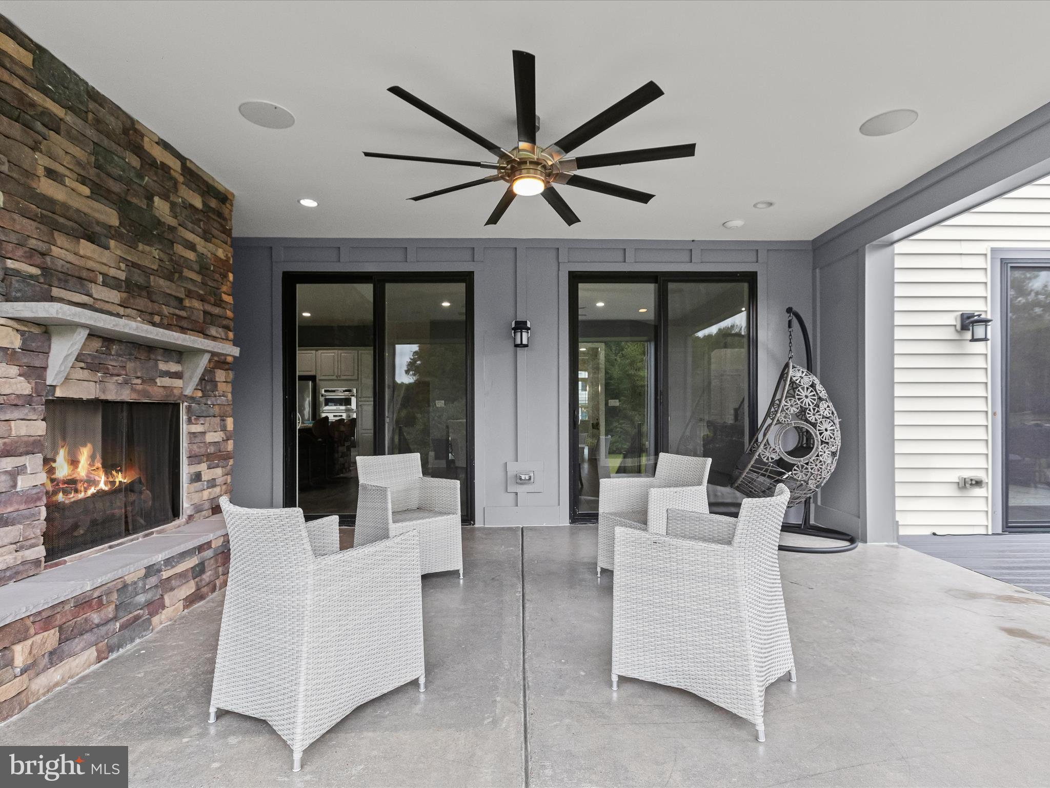 THE RIDINGS AT NORTH BRANCH - Residential