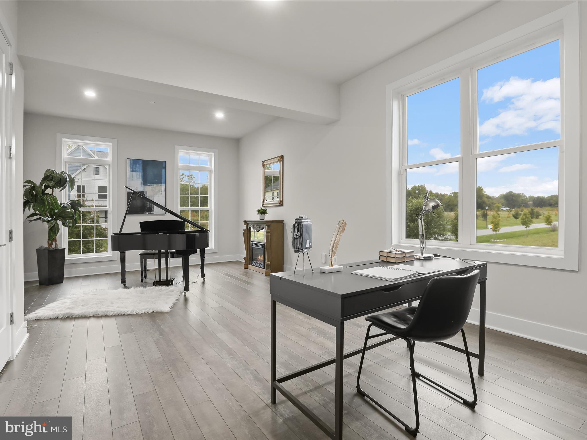 THE RIDINGS AT NORTH BRANCH - Residential