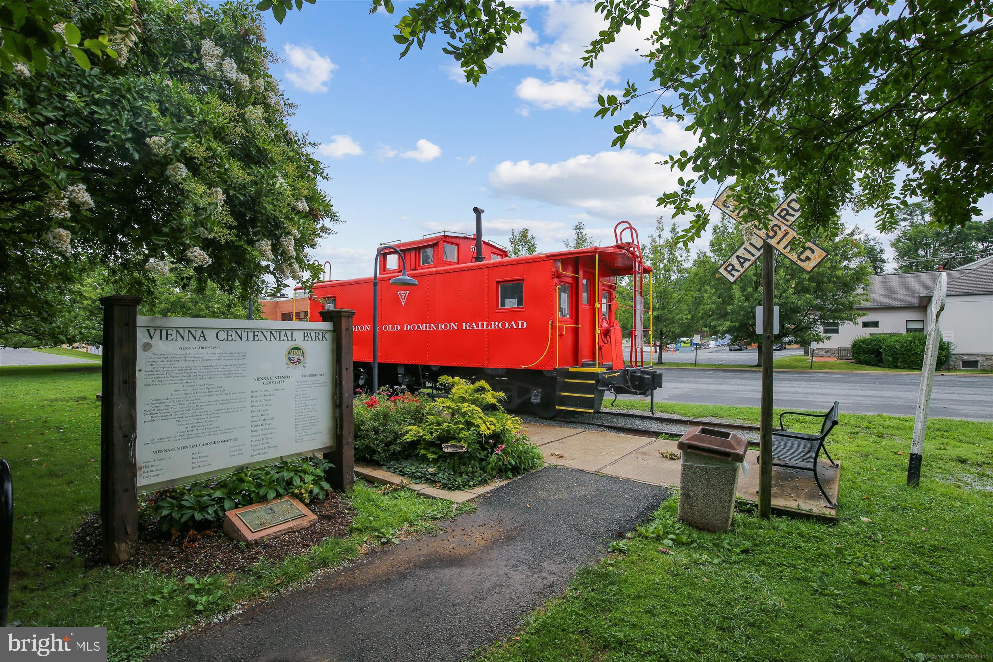 STARKS CROSSING - Residential