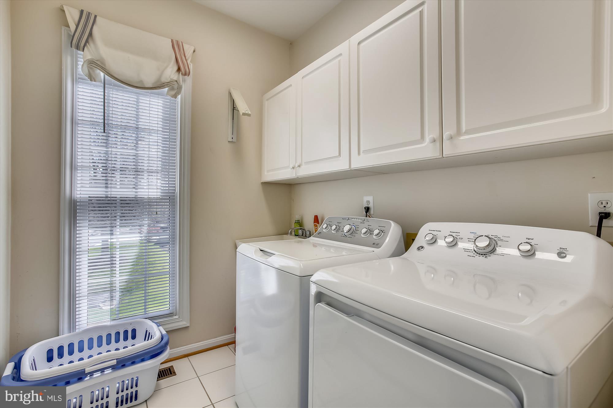 STARKS CROSSING - Residential