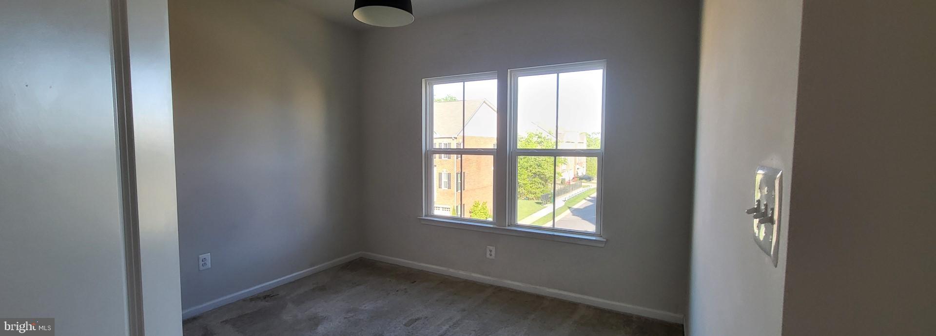 WESTCHESTER SQUARE - Residential