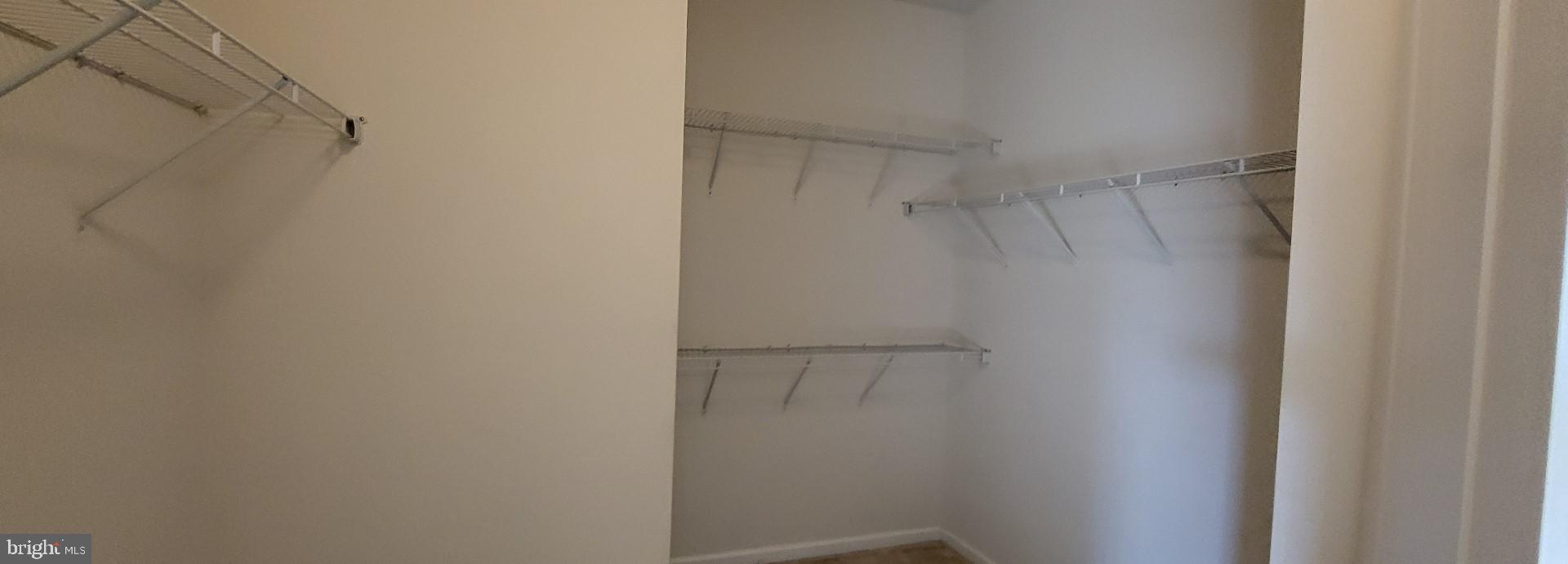 WESTCHESTER SQUARE - Residential