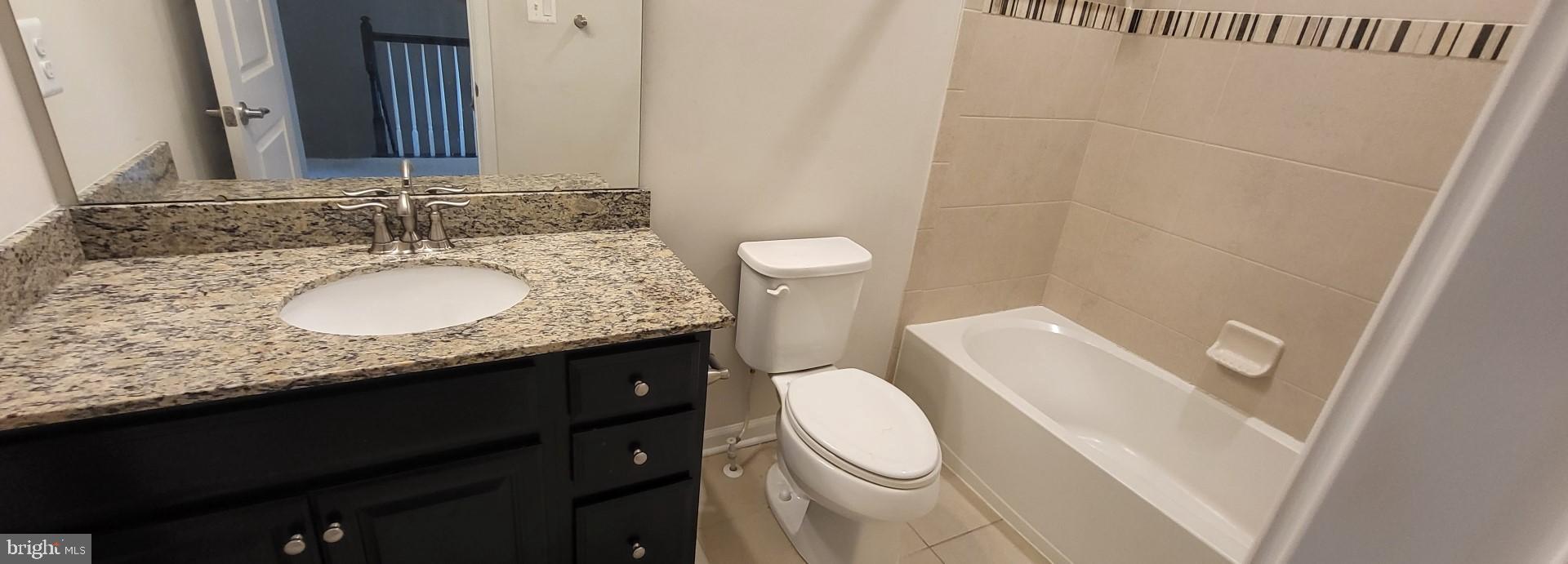 WESTCHESTER SQUARE - Residential