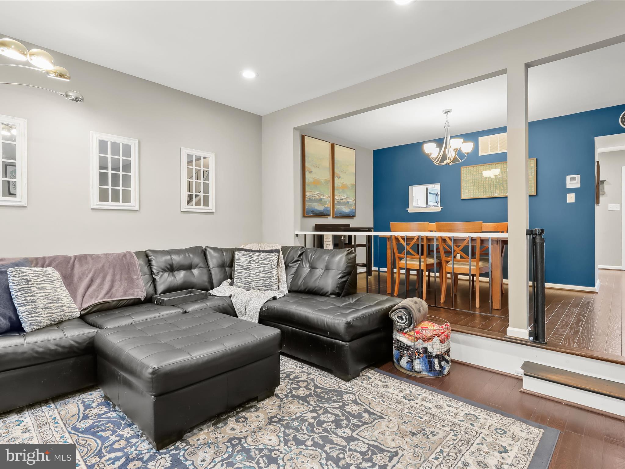 CASTLEMILL - Residential