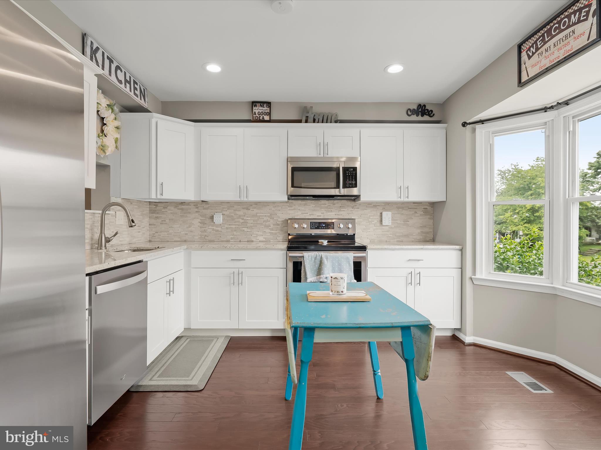 8601 CASTLEMILL CIRCLE