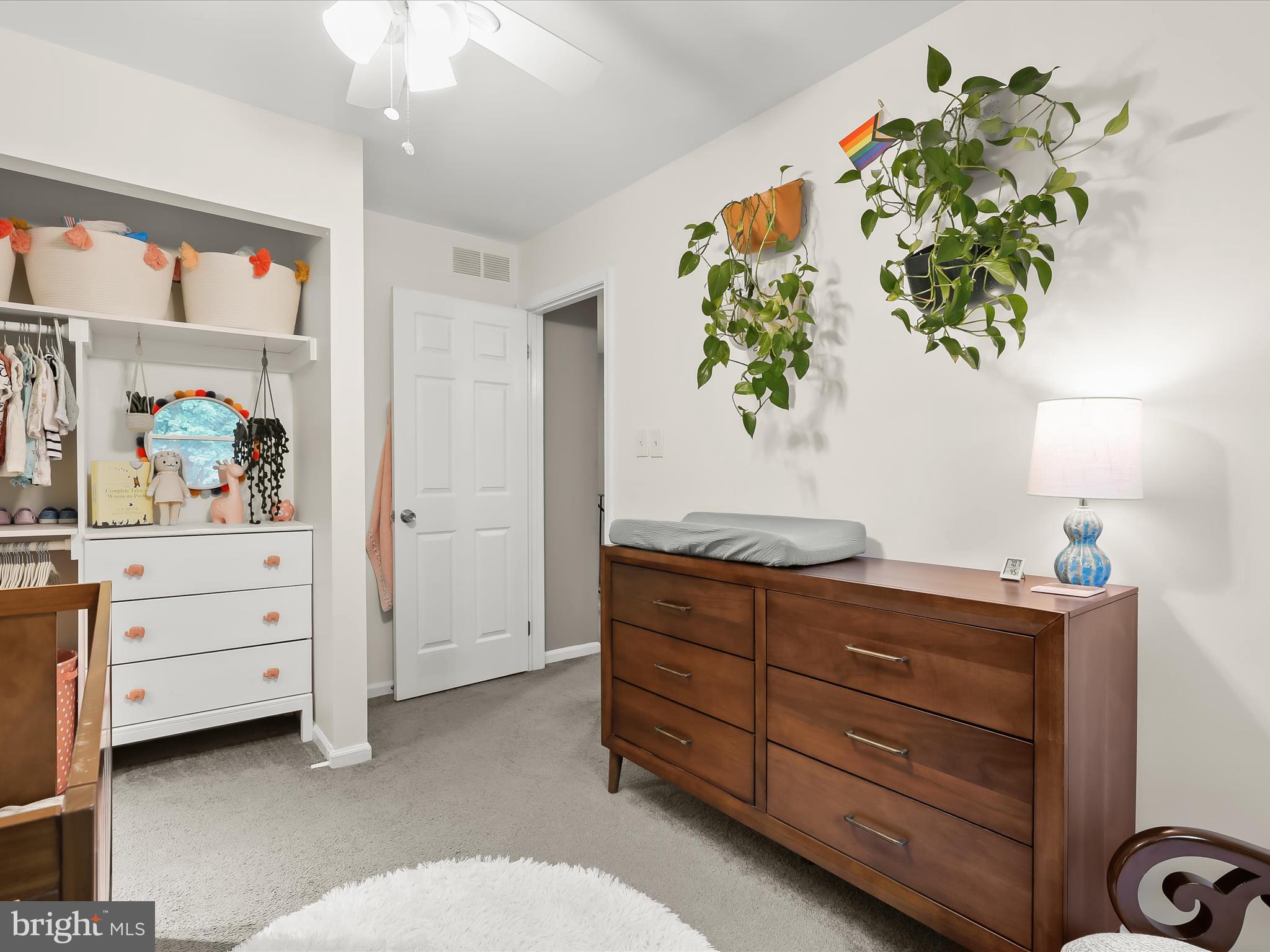 CASTLEMILL - Residential