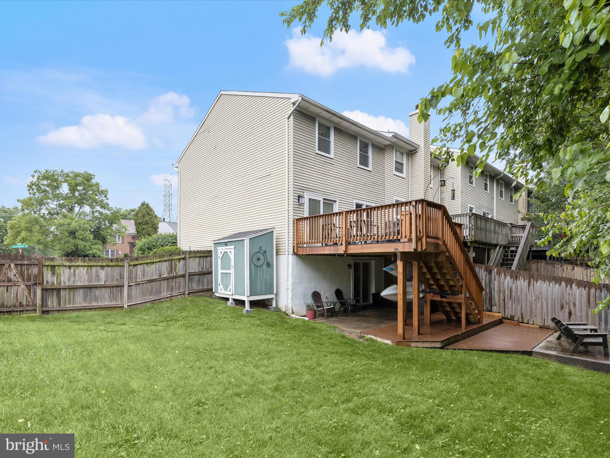 CASTLEMILL - Residential