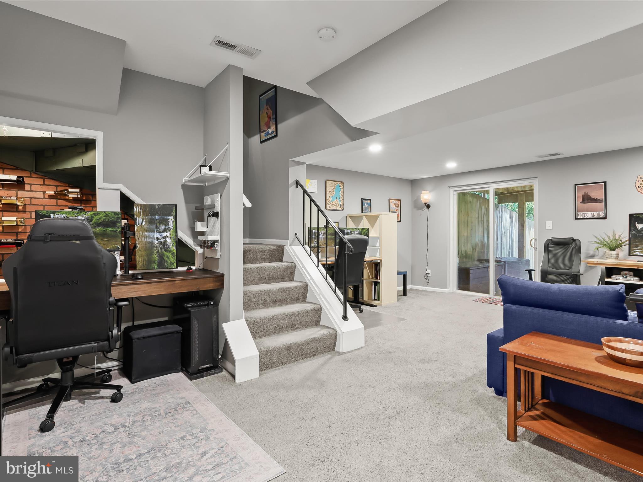 CASTLEMILL - Residential