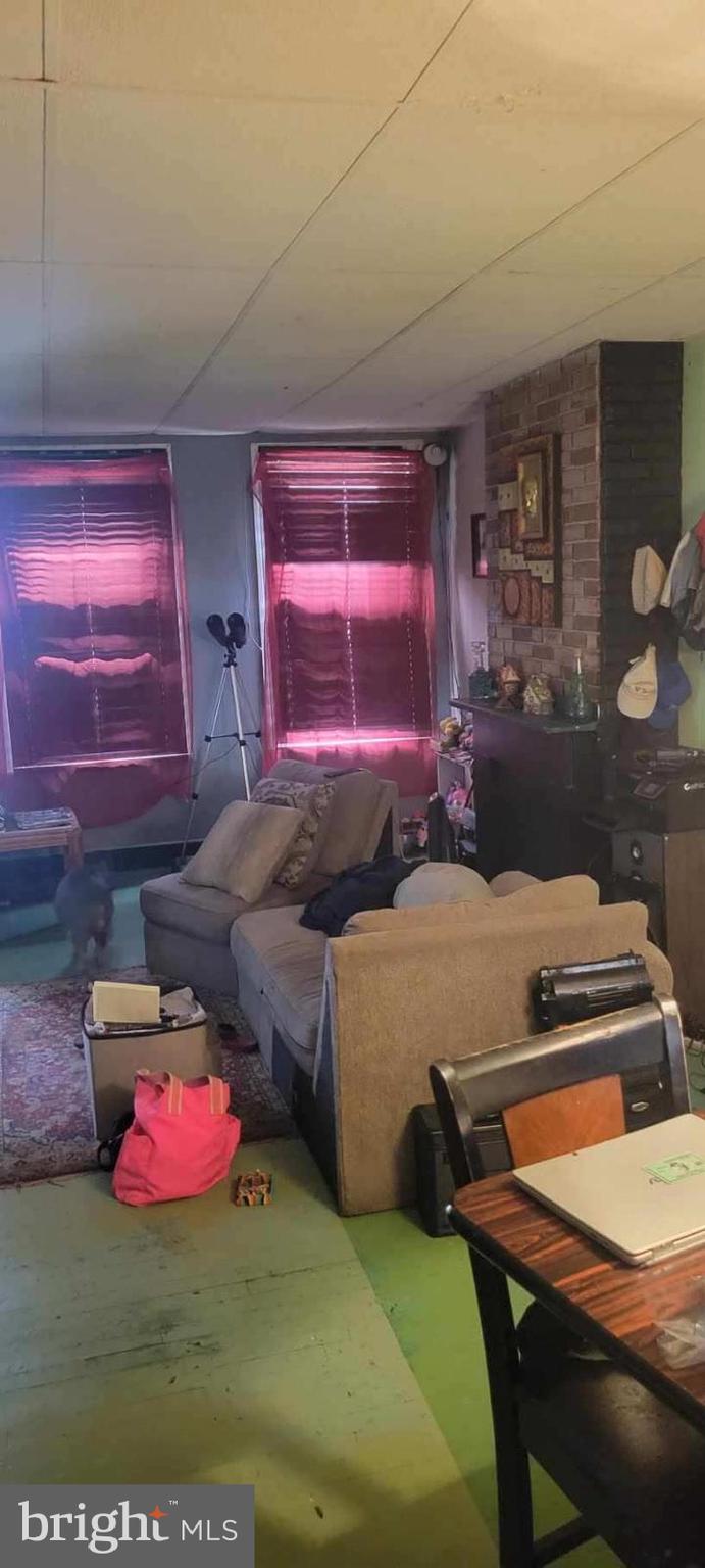 PORT RICHMOND - Residential