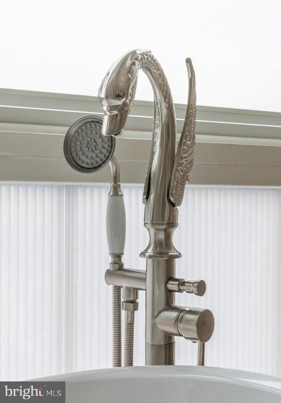 PASSYUNK SQUARE - Residential Lease